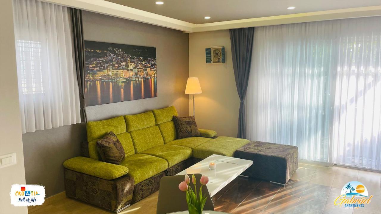 Gabrijel Apartments Makarska 1 Exterior photo